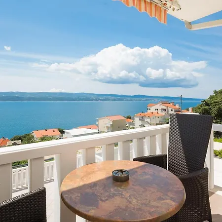 Apartment Sun & Restaurant Omis